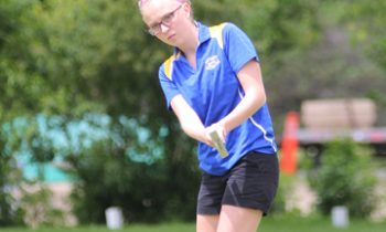 Three Dragons Advance to State Golf Tournament