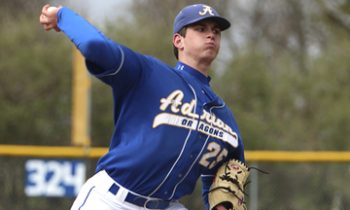 Pitching elevates Dragons to win